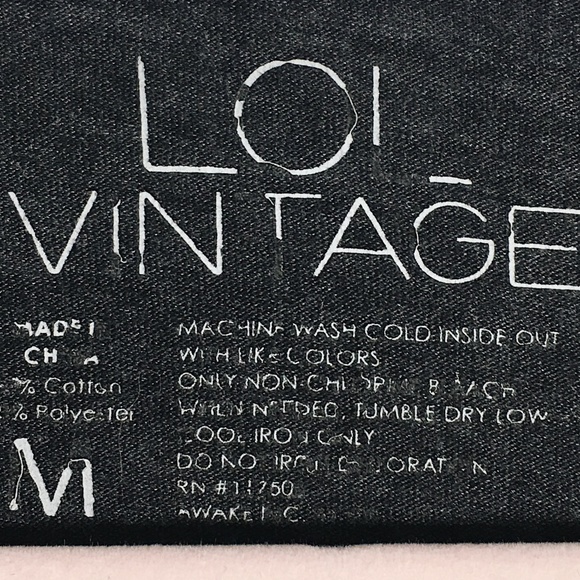 LOI Short Sleeve Shirt, M - Picture 2 of 6